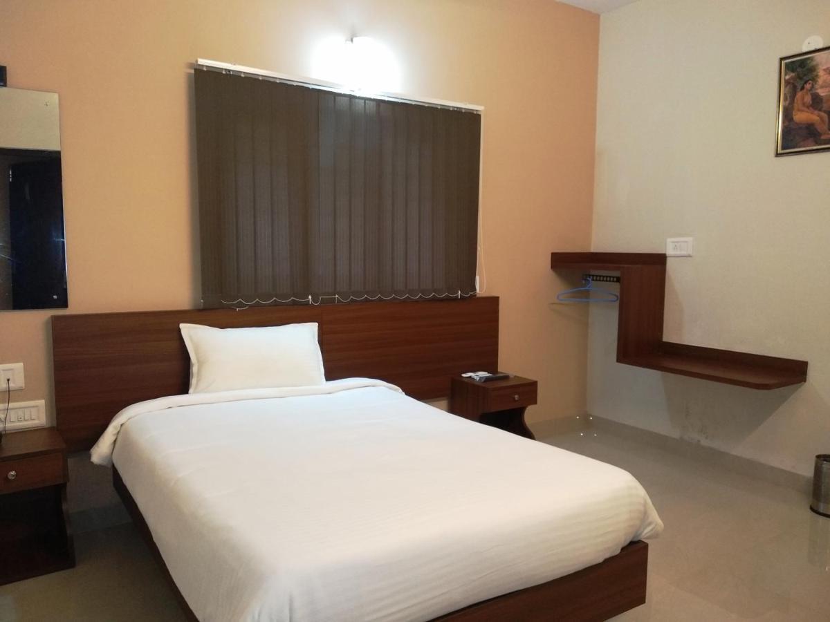 Aspire Maradu Ξενοδοχείο Kochi Εξωτερικό φωτογραφία